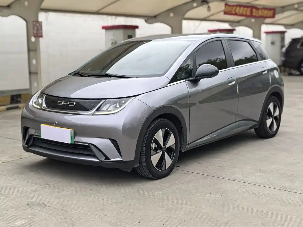 BYD Dolphin 2023
