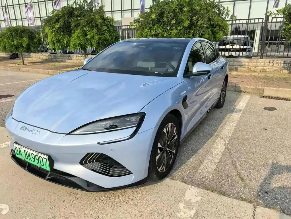 BYD Seal 2023