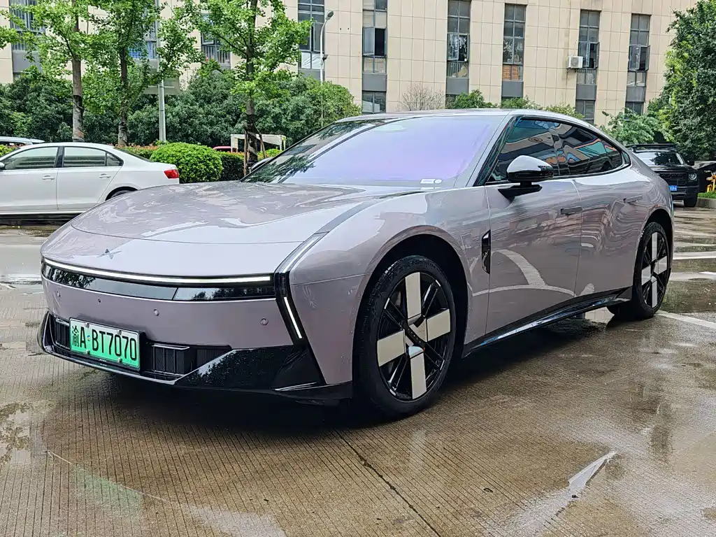 XPENG P7 2025