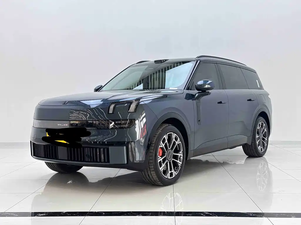 Lynk & Co 领克900 2025