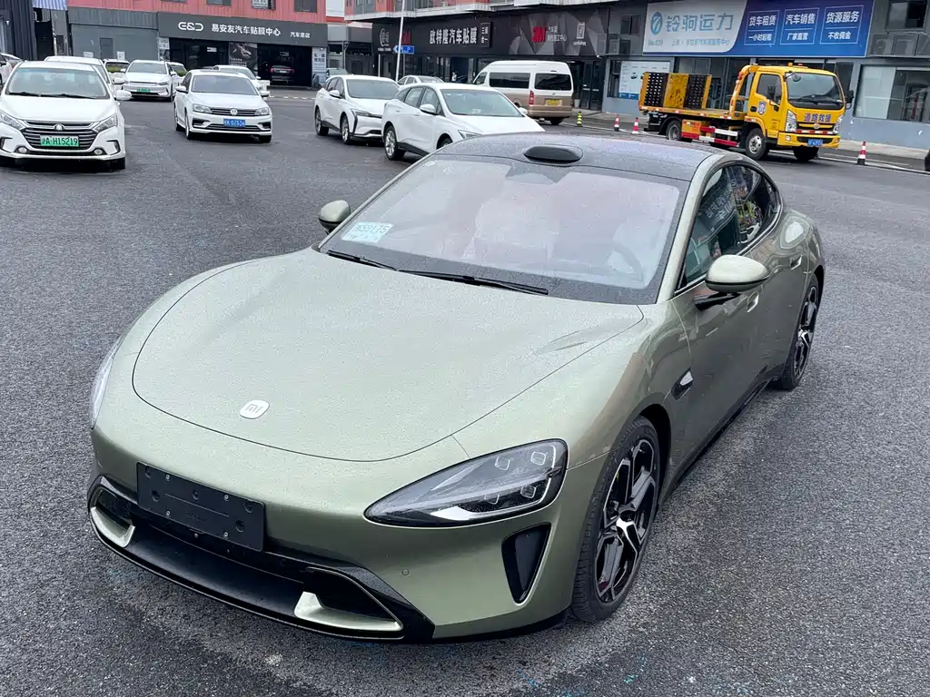 Xiaomi SU7 2024