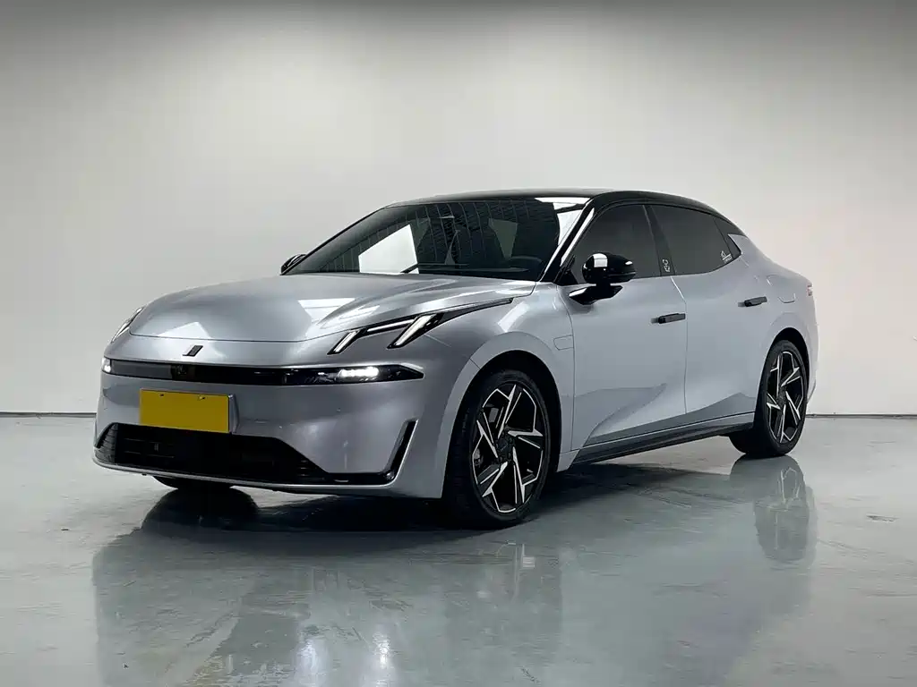 Lynk & Co 07 EM-P 2025