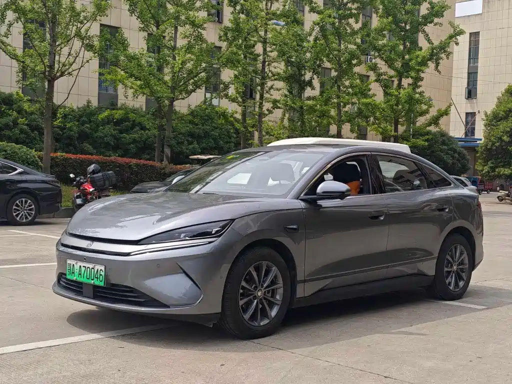 BYD Qin L 2025