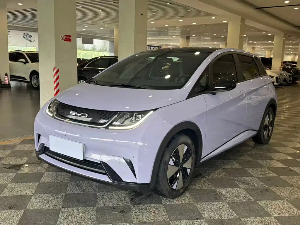 BYD Dolphin 2023