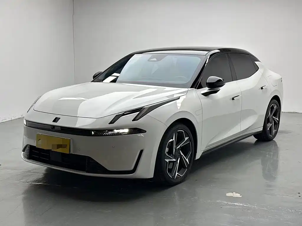 Lynk & Co 07 EM-P 2024