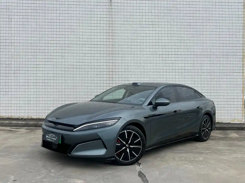 BYD 汉L 2025