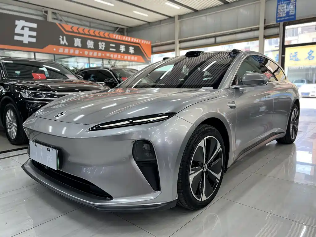 NIO ET5T 2024