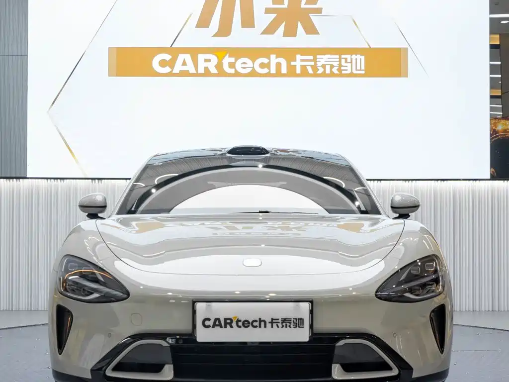 Xiaomi SU7 2024