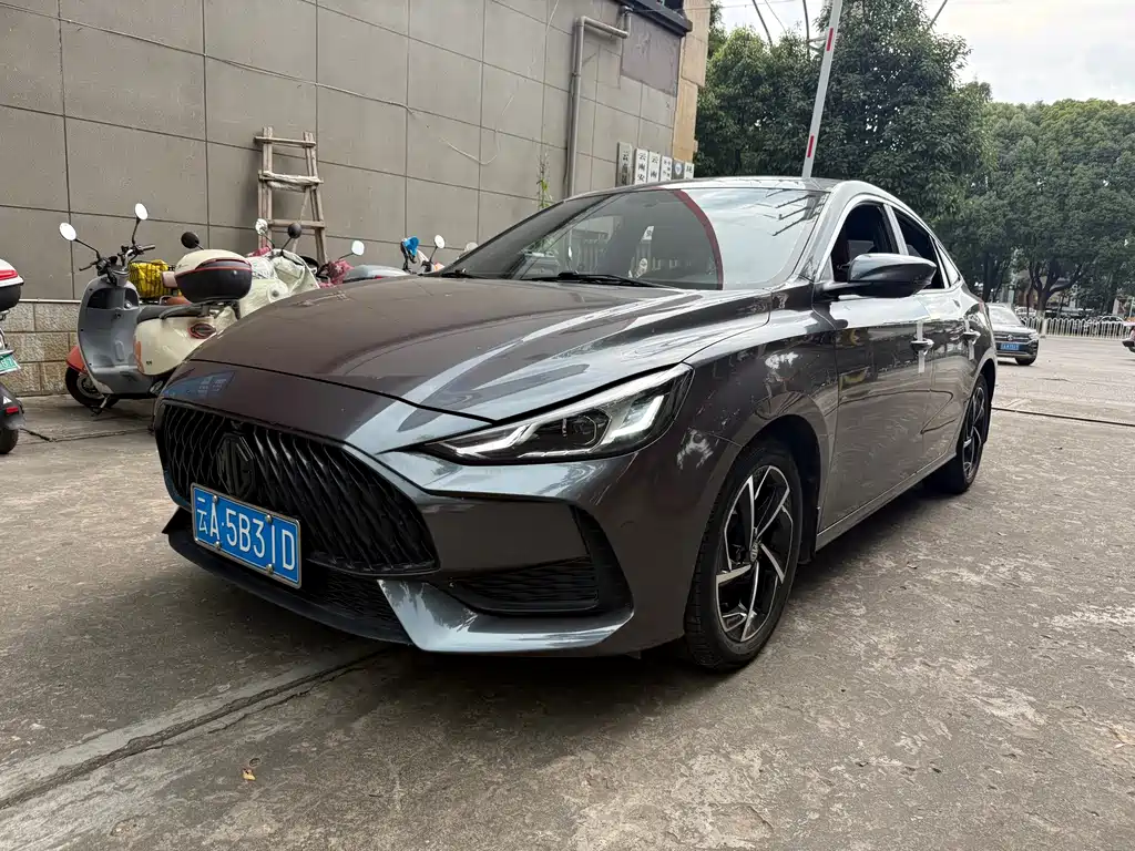 MG MG5 2021