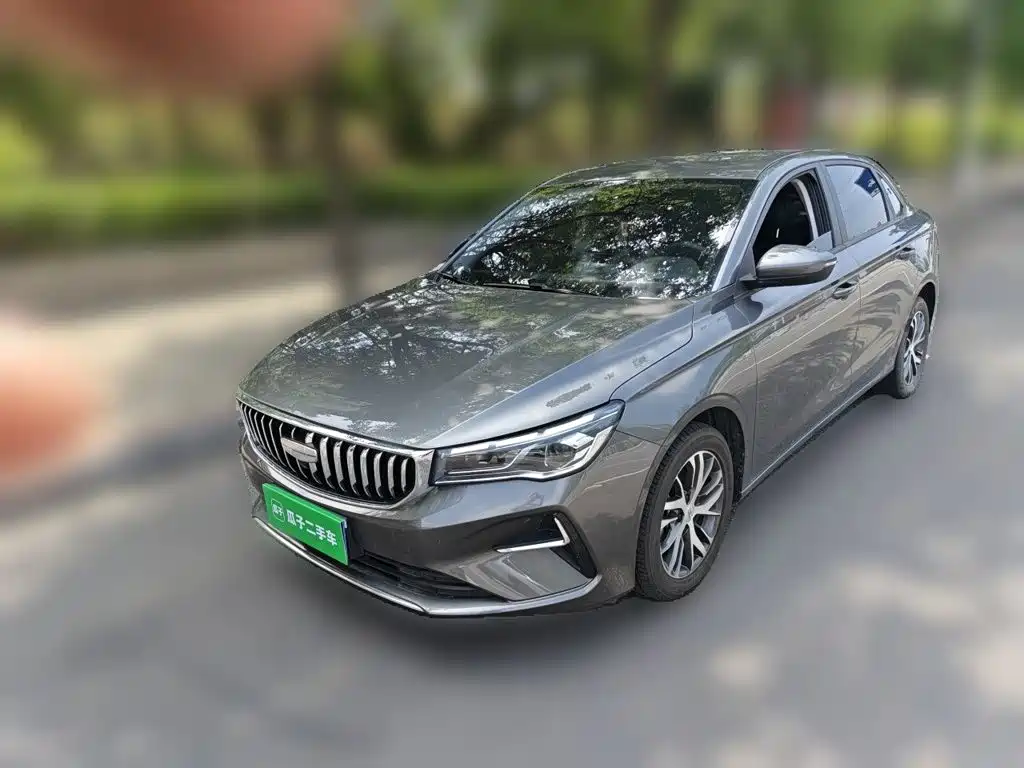 Geely Emgrand 2025