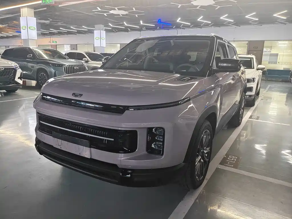 Geely Icon 2025