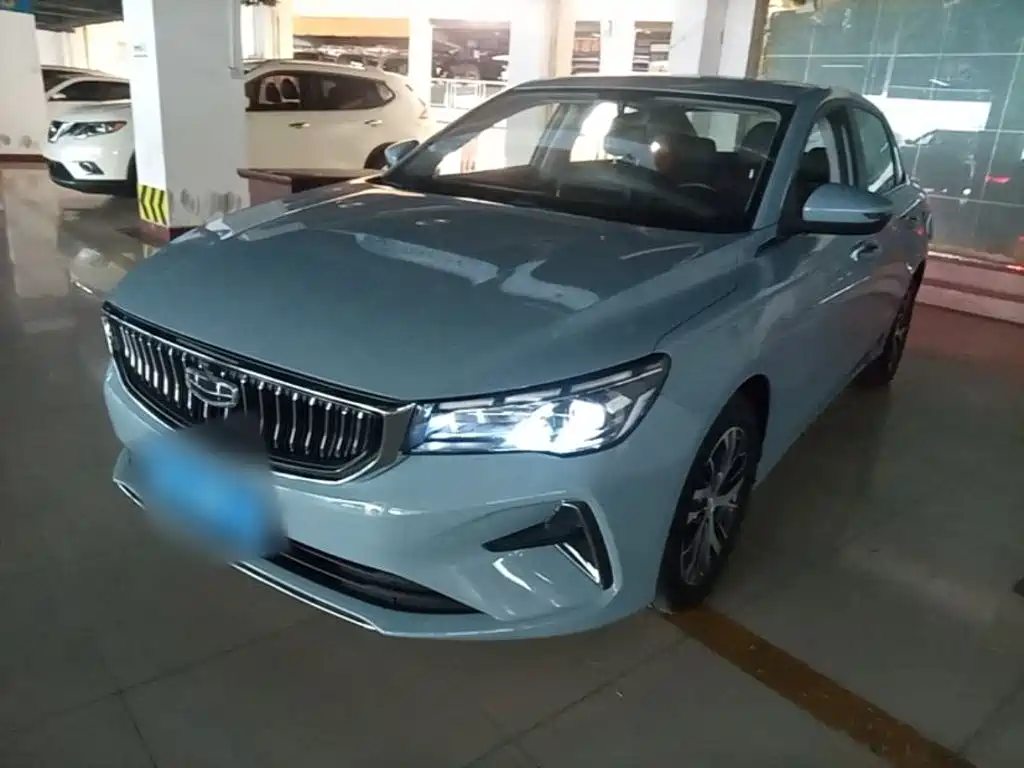 Geely Emgrand 2024