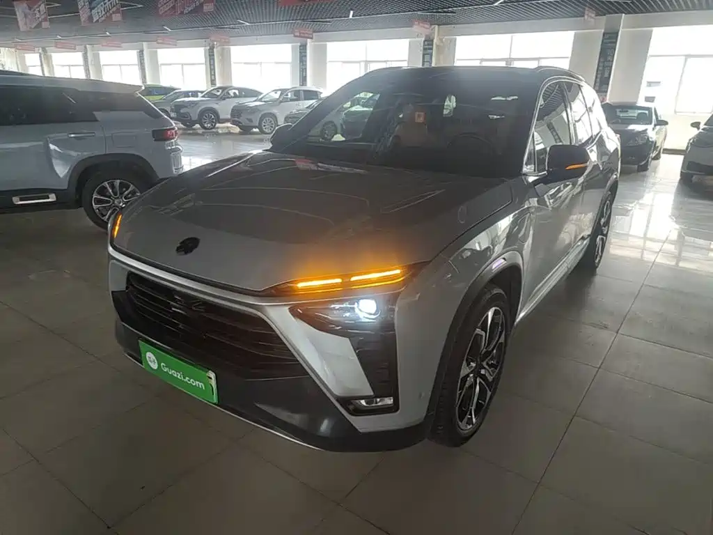 NIO ES8 2020