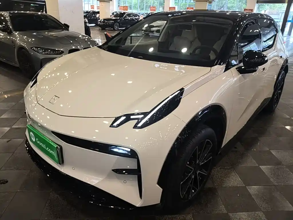 Zeekr X 2024