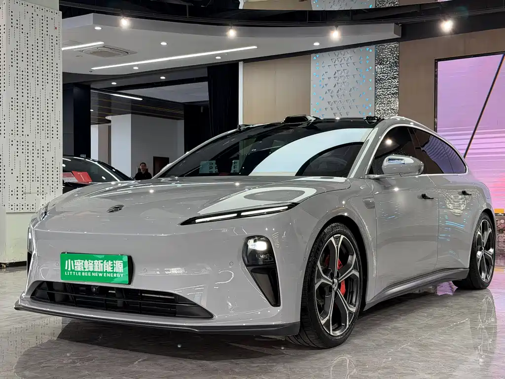NIO ET5T 2024