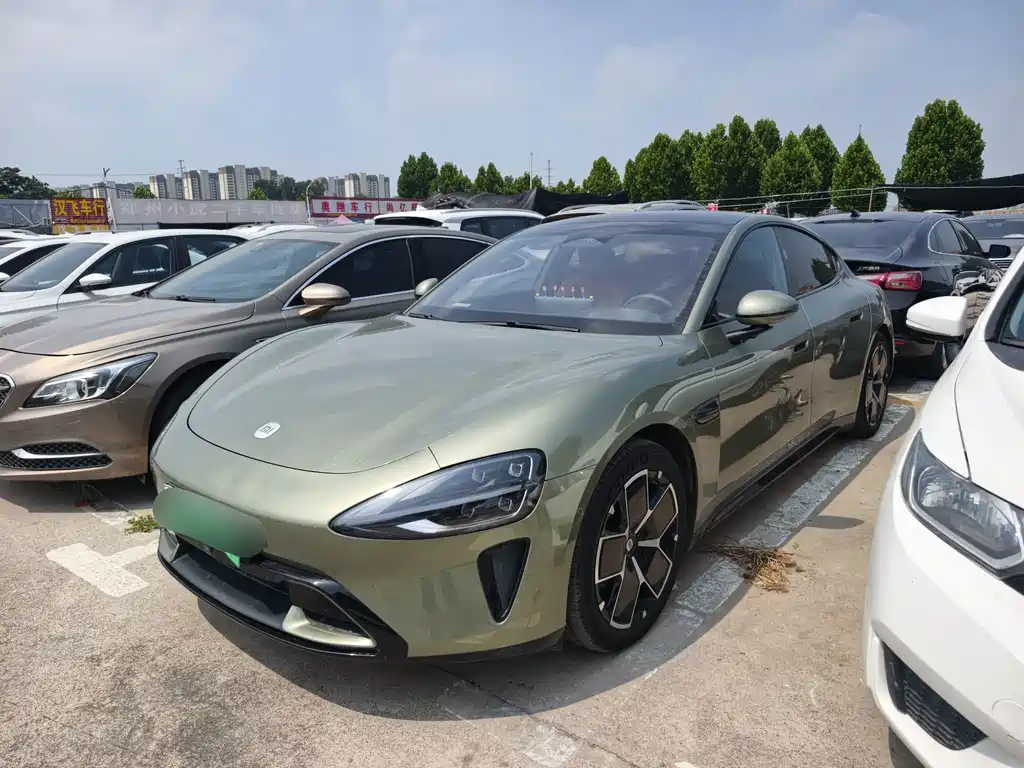 Xiaomi SU7 2025