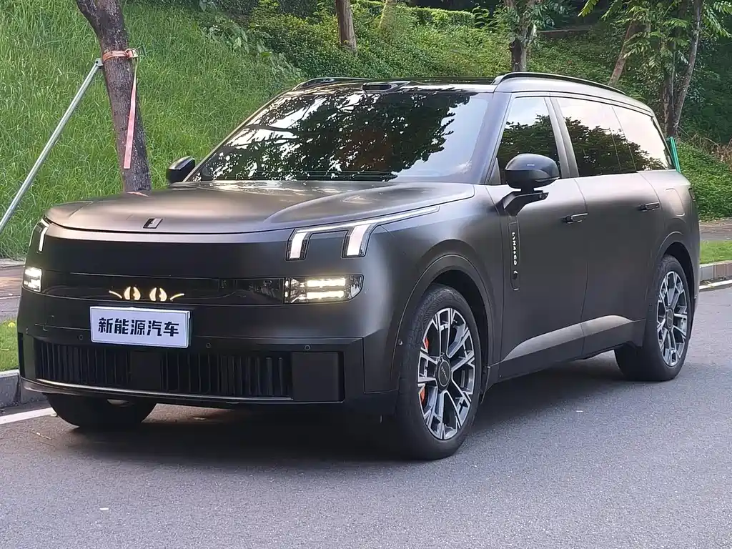 Lynk & Co 领克900 2025