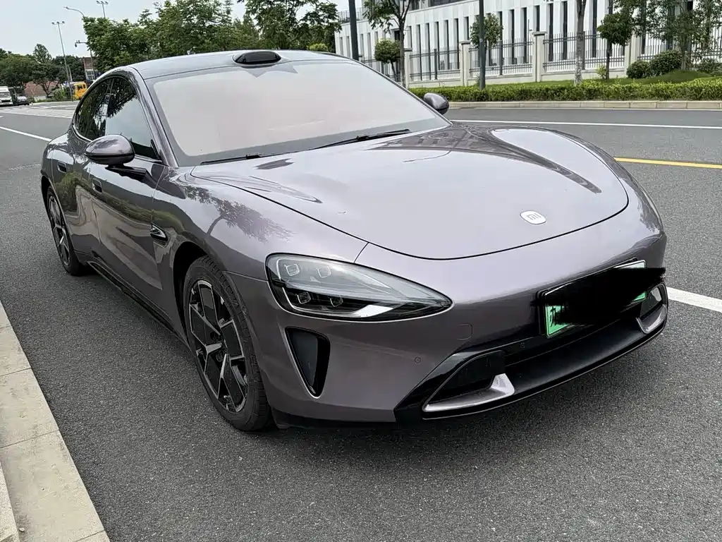 Xiaomi SU7 2025