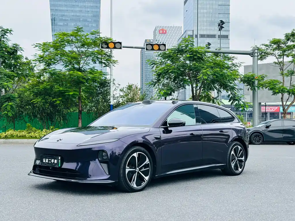 NIO ET5T 2025