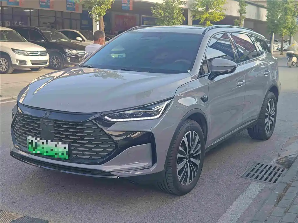 BYD Tang New Energy 2025