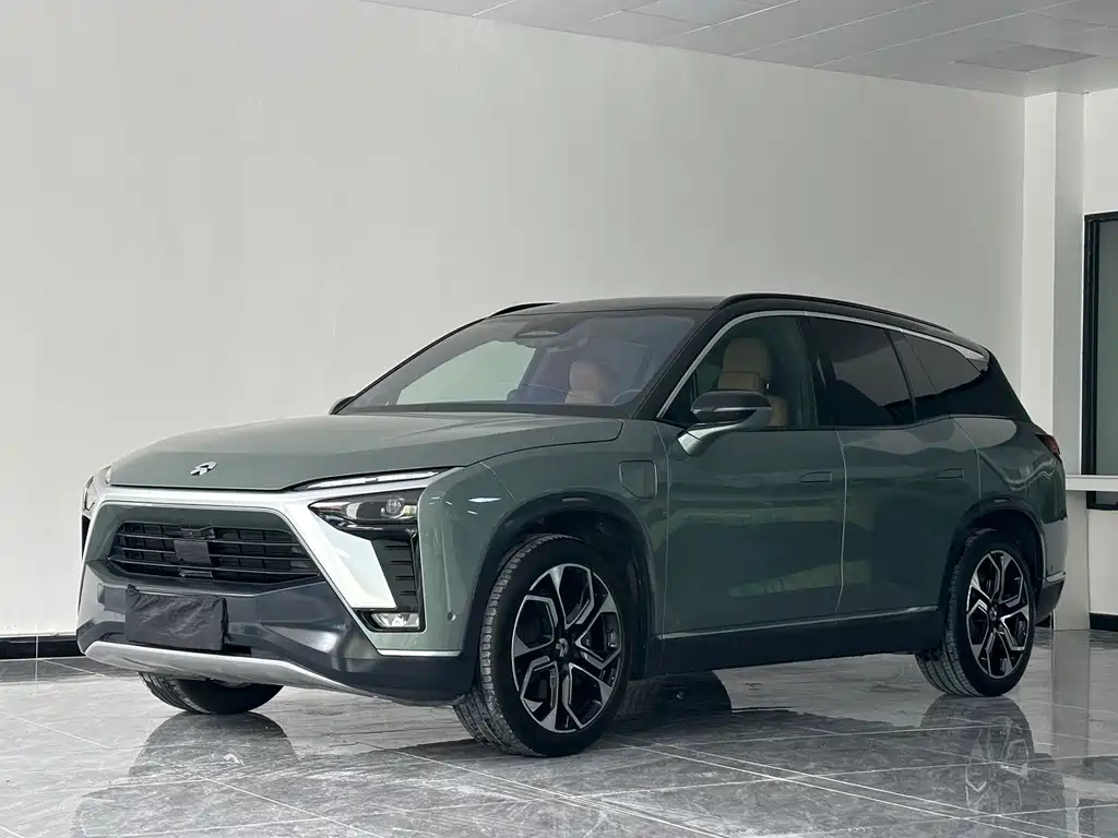 NIO ES8 2021