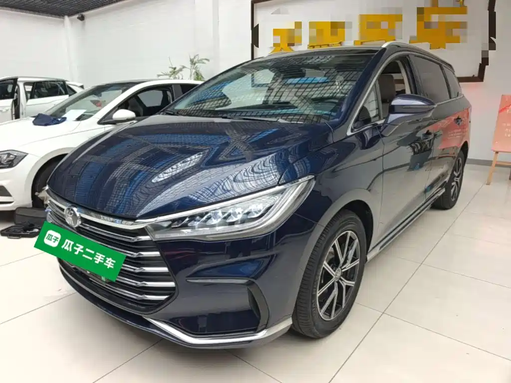 BYD MAX New Energy 2022