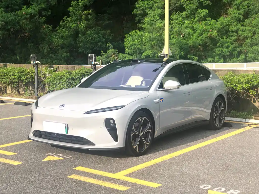 NIO ET5 2024