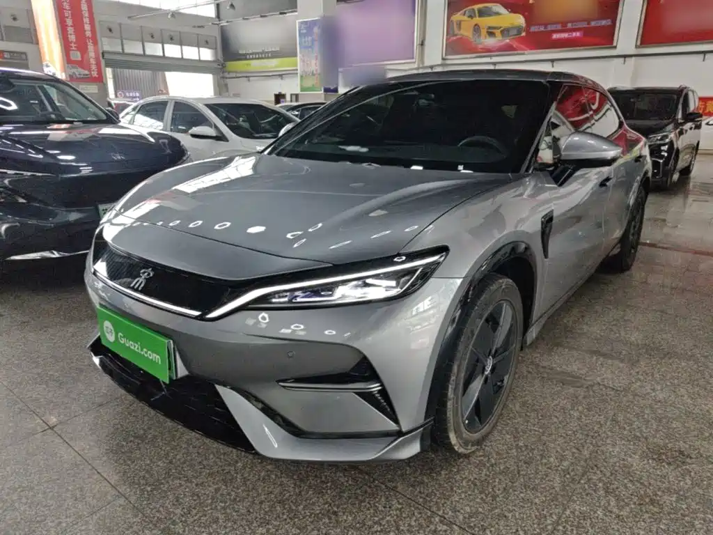 BYD L EV 2025