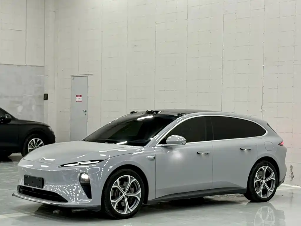 NIO ET5T 2024