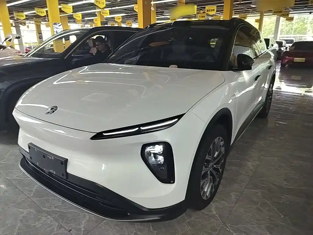 NIO ES6 2025