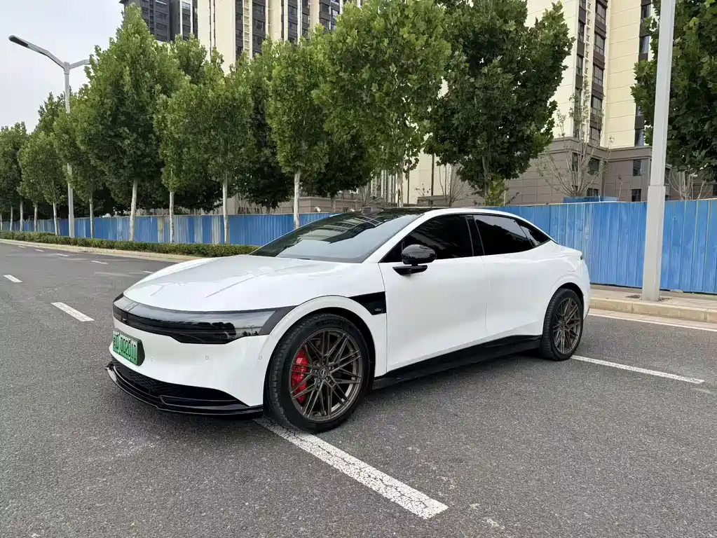 Zeekr 007 2024