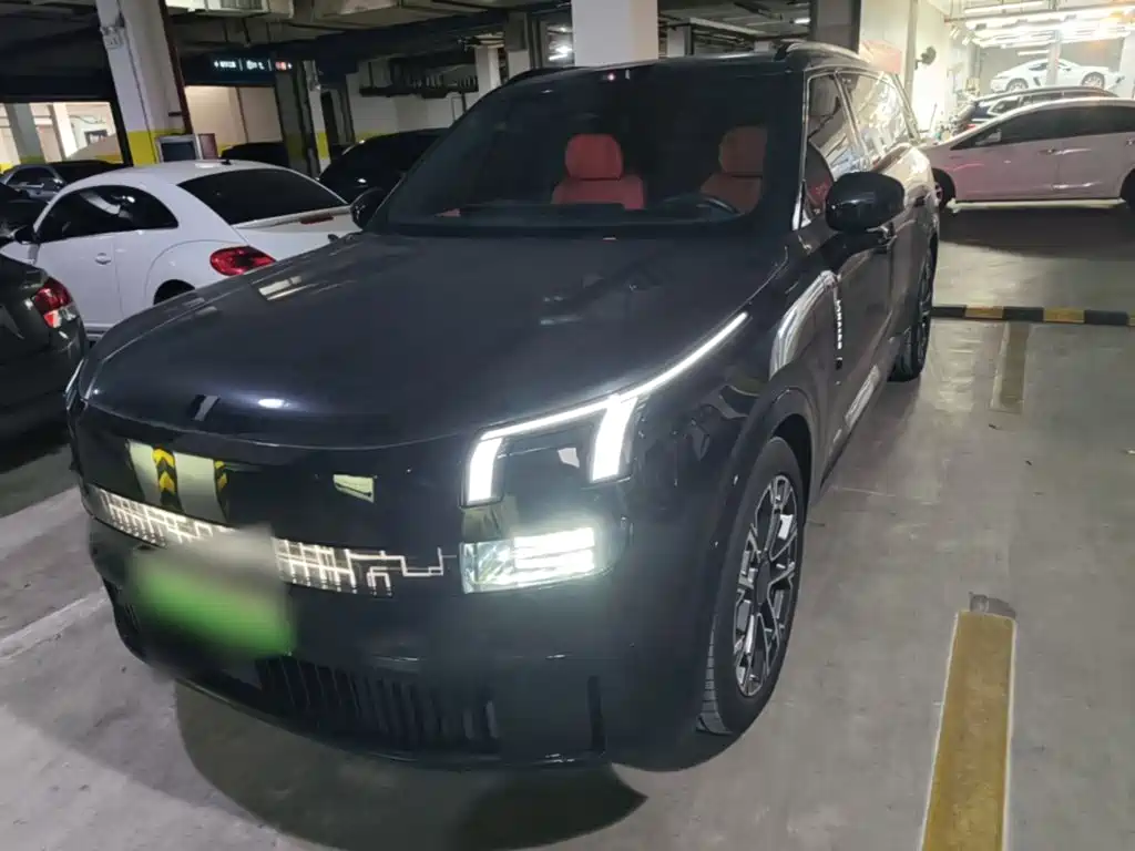 Lynk & Co 领克900 2025