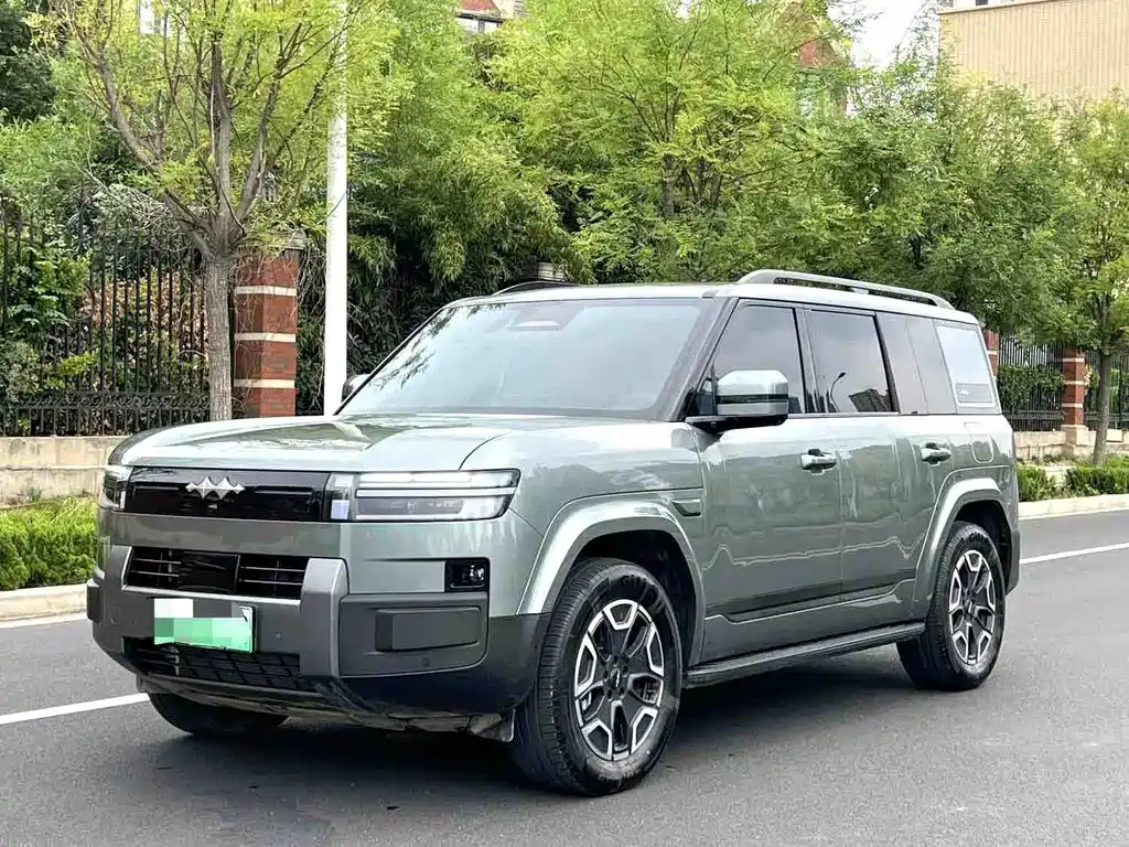 Fang Cheng Bao 钛7 2025