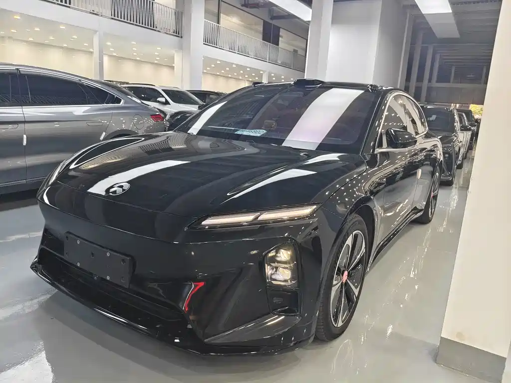 NIO ET5T 2025
