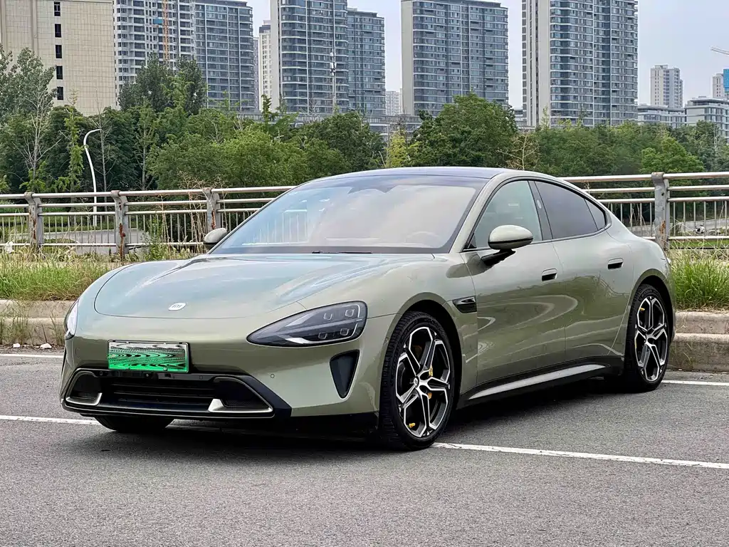 Xiaomi SU7 2024