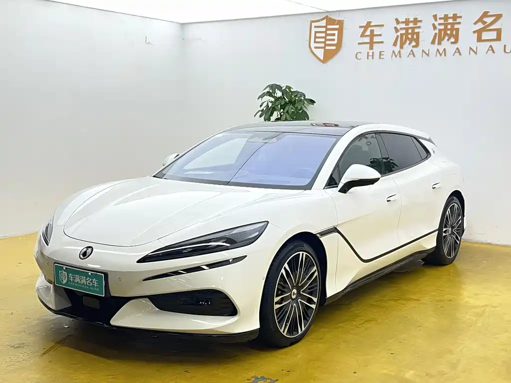 Denza Denza Z9GT 2025