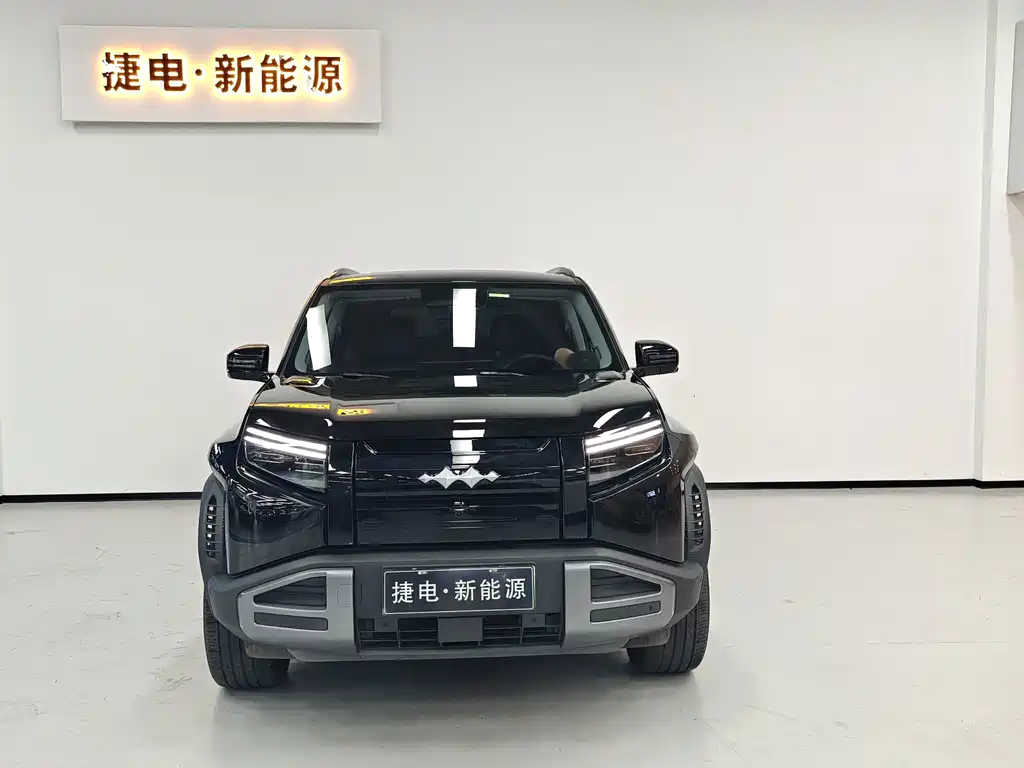 Fang Cheng Bao Titanium 3 2025