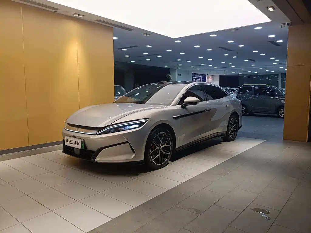 BYD 汉L 2025