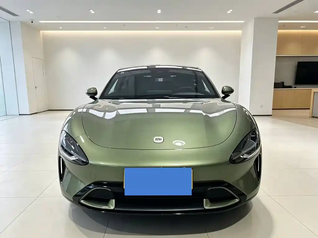 Xiaomi SU7 2025