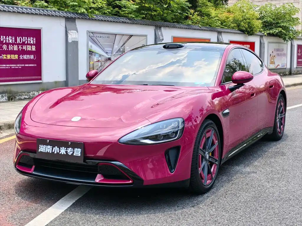 Xiaomi SU7 2025