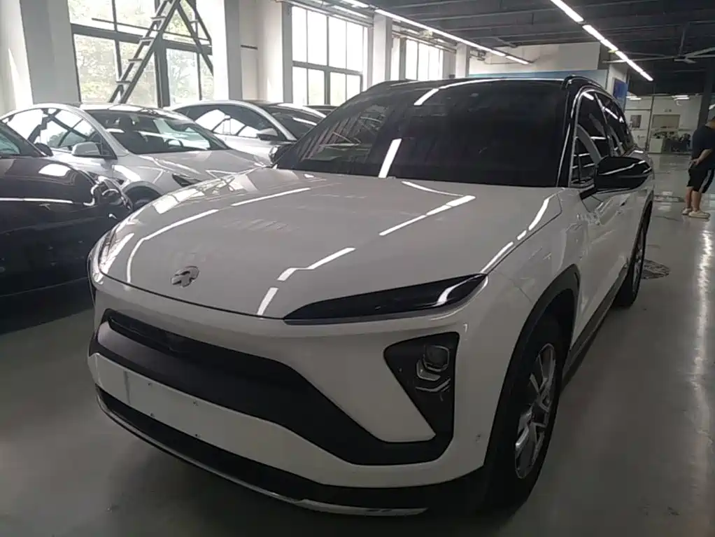 NIO ES6 2020