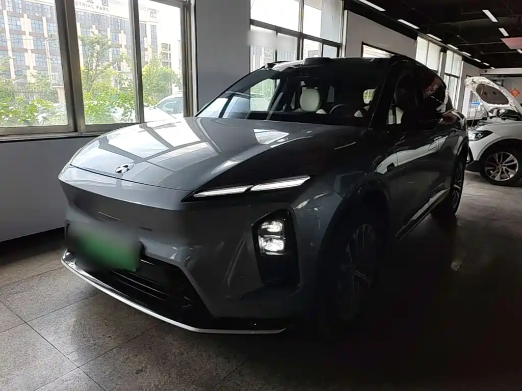 NIO ES6 2025