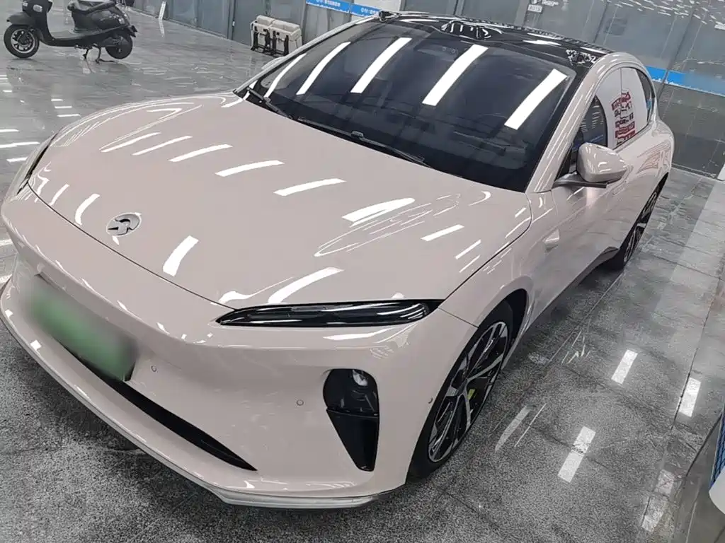 NIO ET5 2023