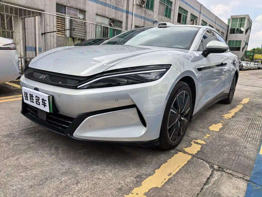 BYD 汉L 2025