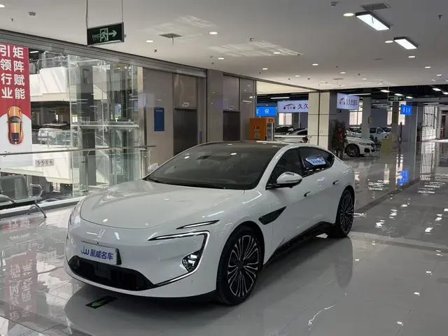 Avita 12 2026 Ultra versiunea pur electrică cu tracțiune integrală