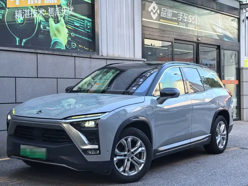 NIO ES8 2019