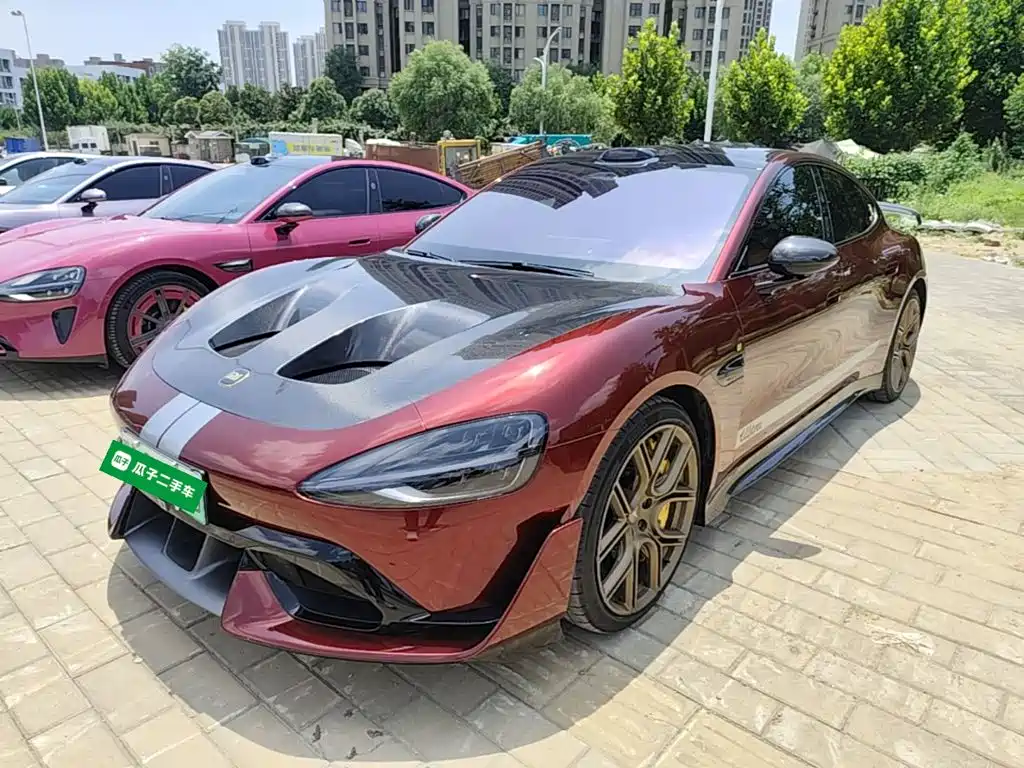 Xiaomi SU7 Ultra 2025
