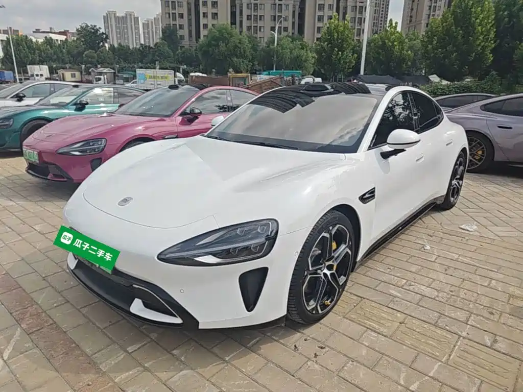 Xiaomi SU7 2024