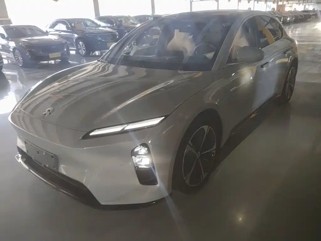 NIO ET5 2025