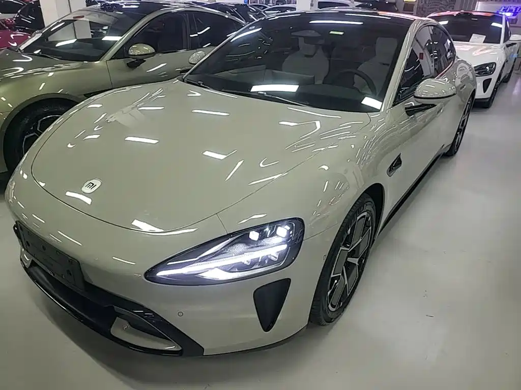 Xiaomi SU7 2025